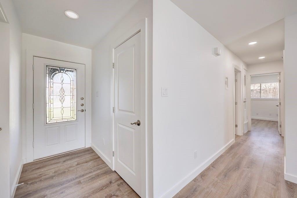 801 Salem Ln - Photo 8