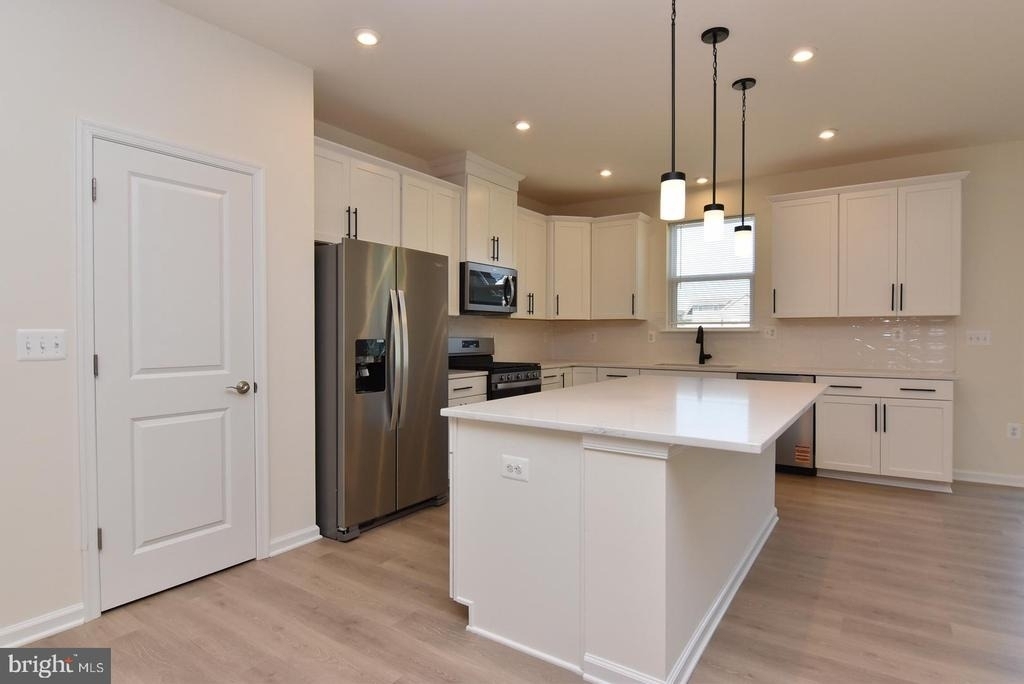 24700 Michael Isler Avenue - Photo 6