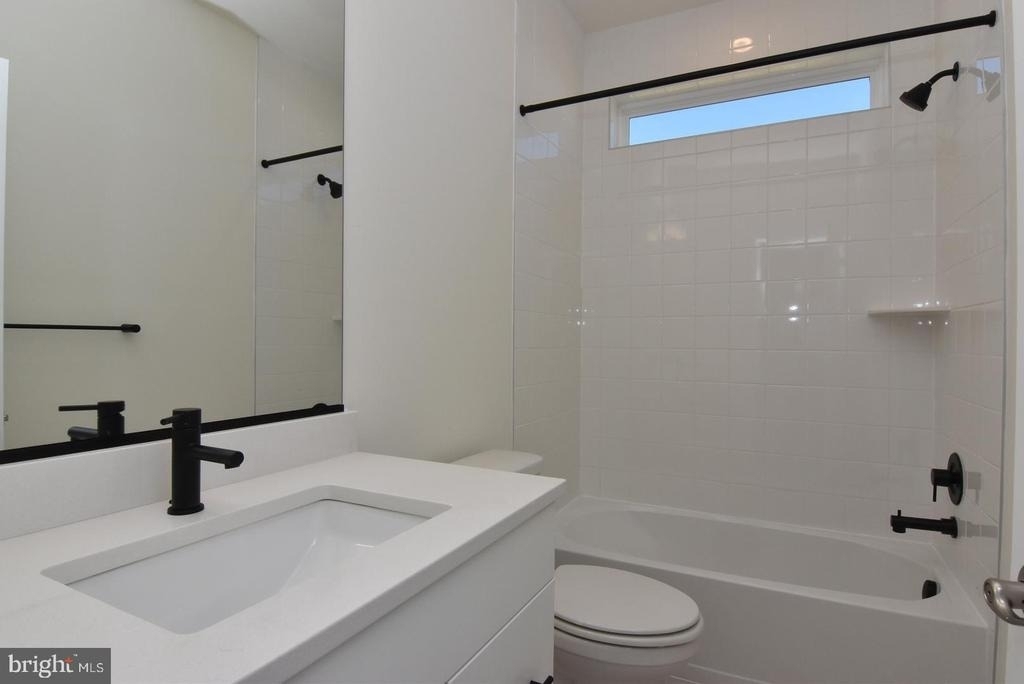 24700 Michael Isler Avenue - Photo 17