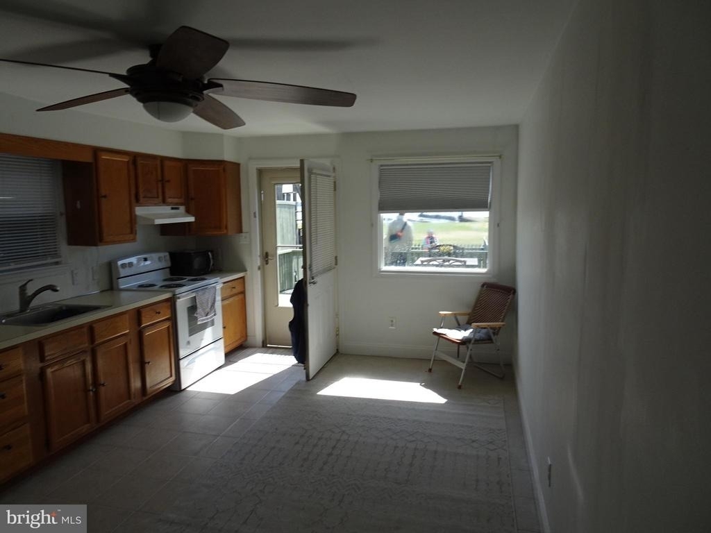 213 Second Street - Photo 4