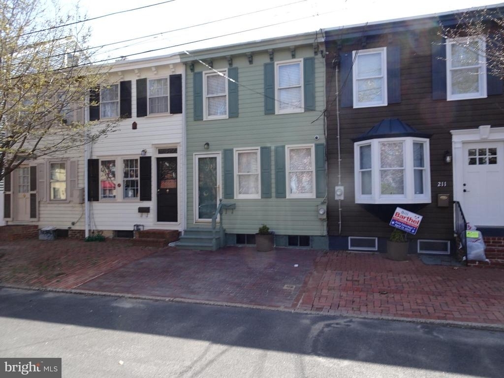 213 Second Street - Photo 0