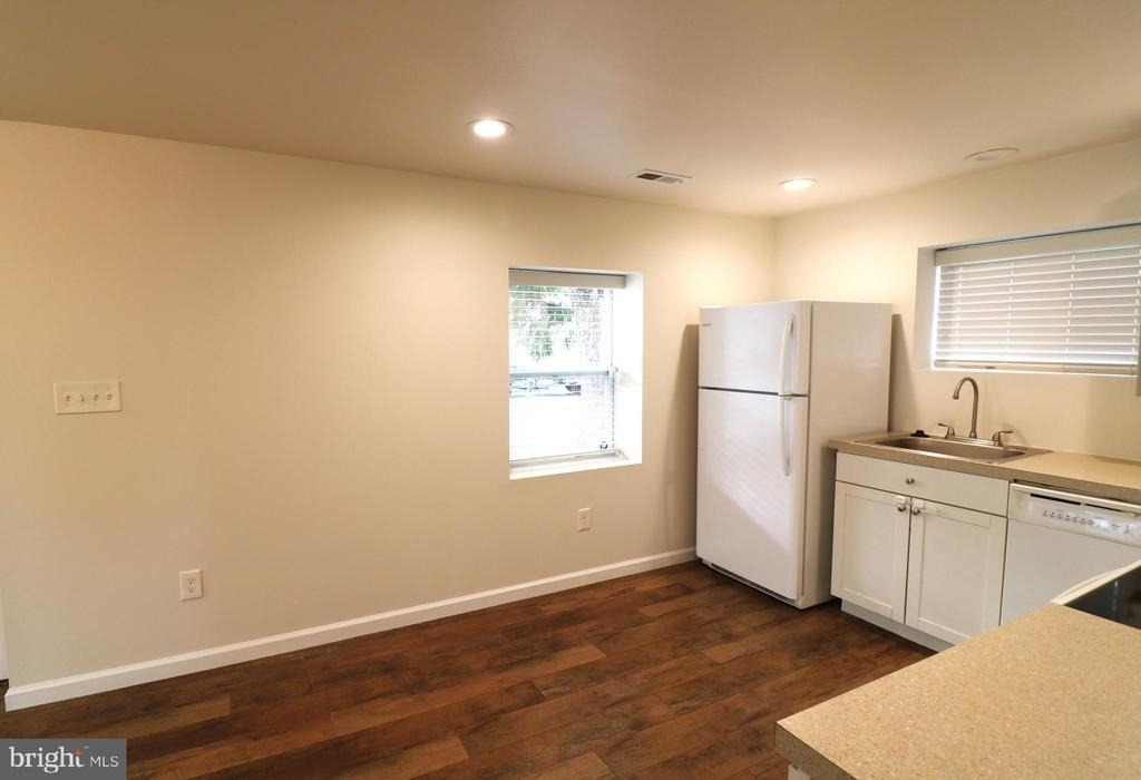 143 Mitscher Road - Photo 8