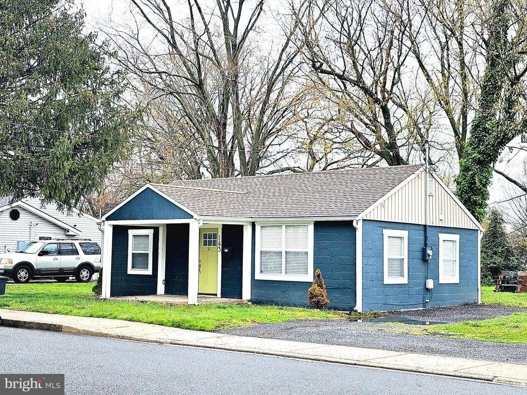 143 Mitscher Road - Photo 2