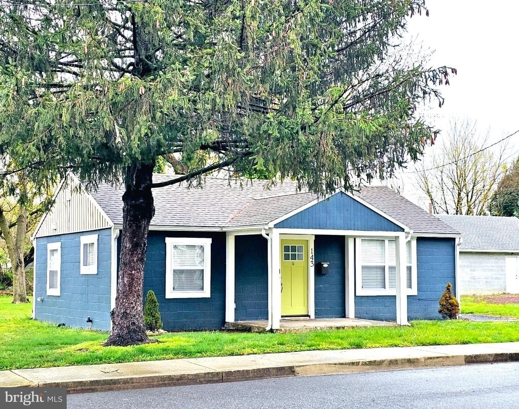 143 Mitscher Road - Photo 3