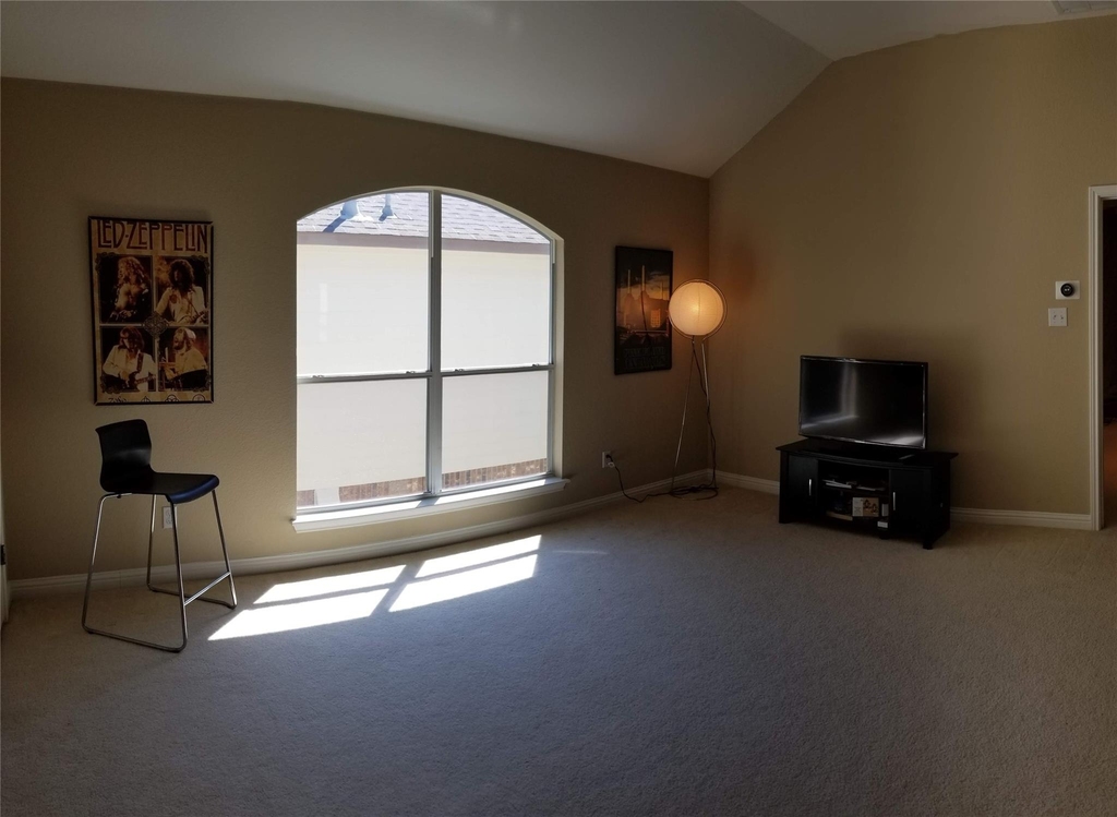 3746 Gentle Winds Ln - Photo 16