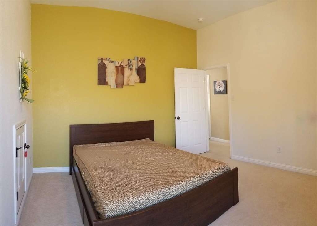 3746 Gentle Winds Ln - Photo 10