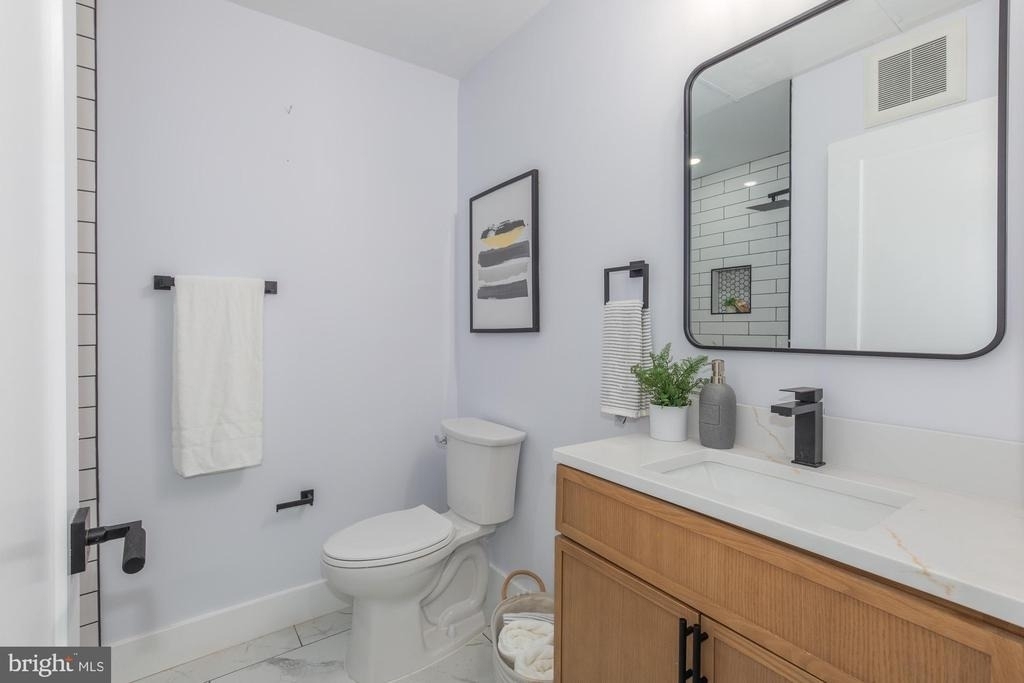 1012 17th Place Ne - Photo 11