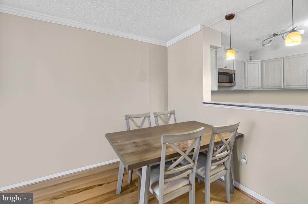 1230 23rd Street Nw - Photo 2
