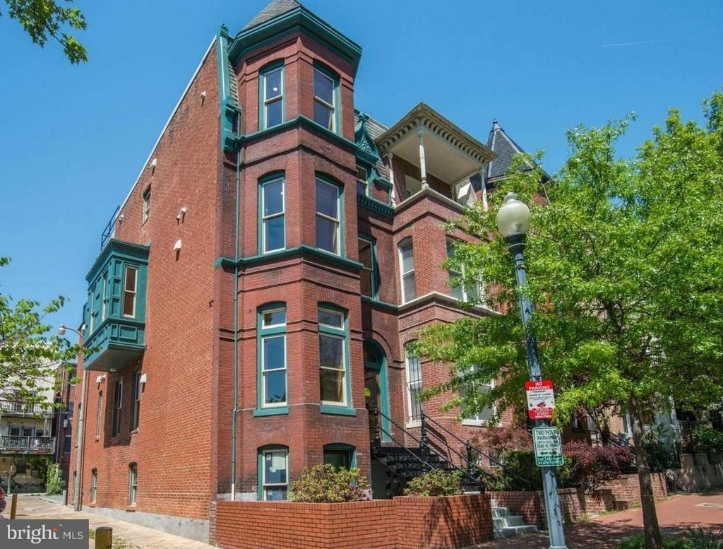 1102 5th Street Nw - Photo 0