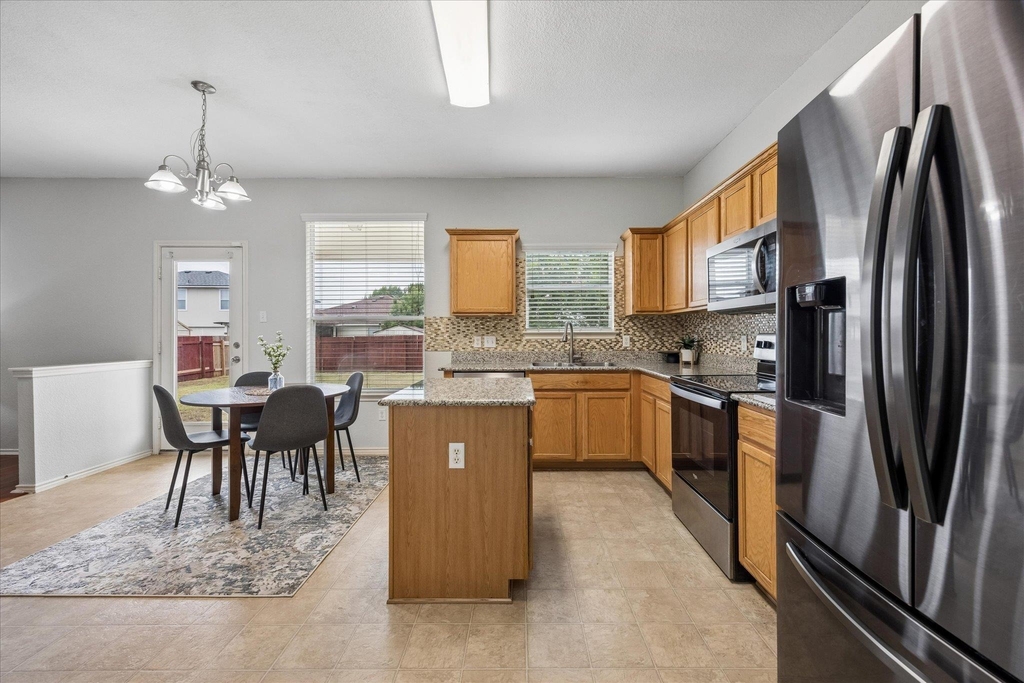 13504 Richard Nixon St - Photo 24