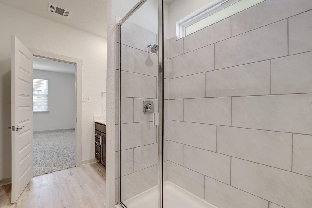 121 Fairfax Ave - Photo 13