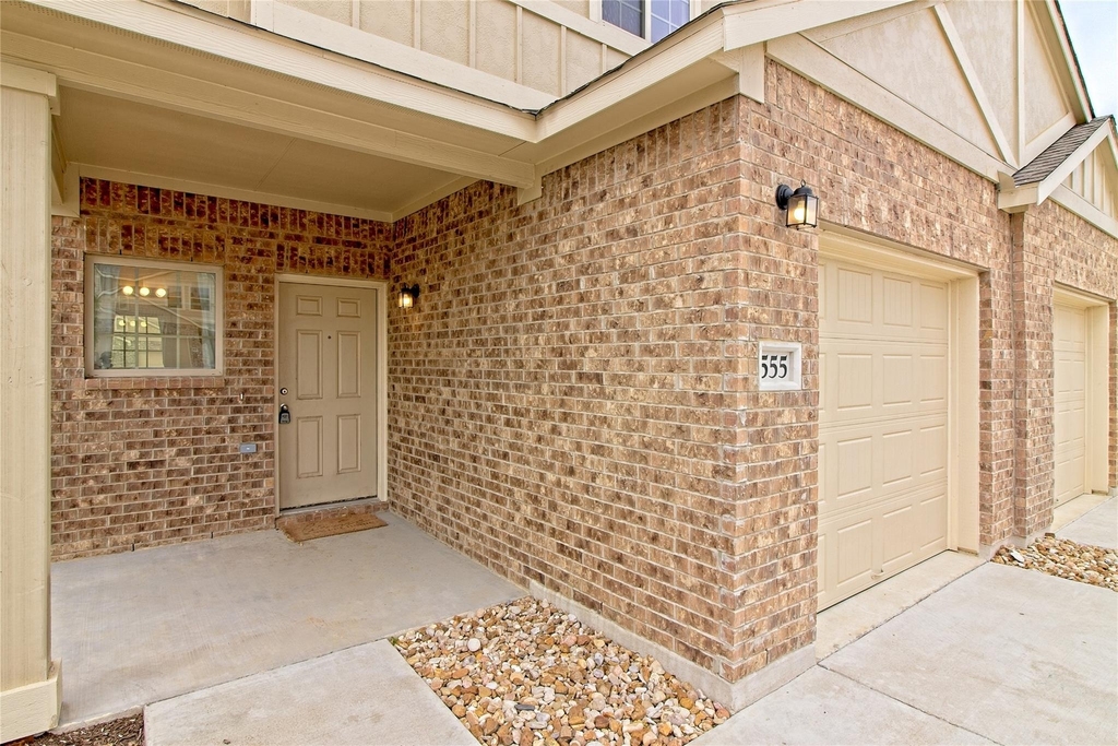 555 White Steppe Way - Photo 3