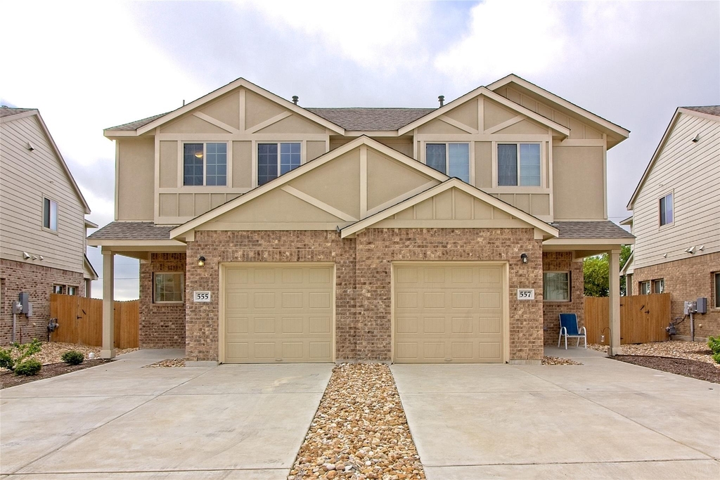 555 White Steppe Way - Photo 0