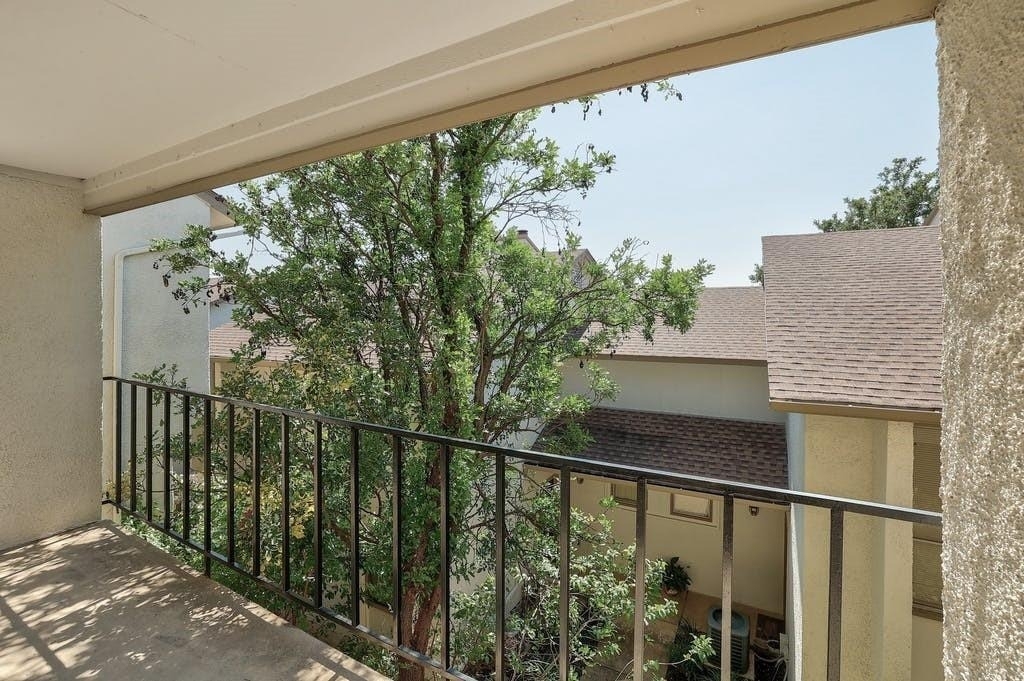 6910 Hart Ln - Photo 25