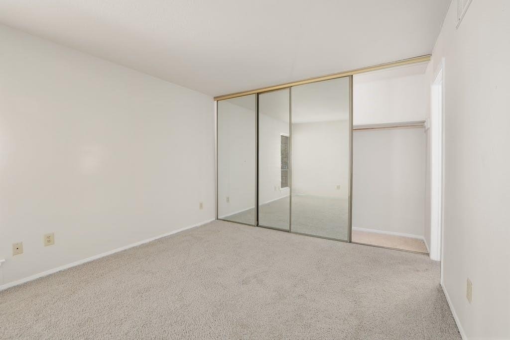 6910 Hart Ln - Photo 15