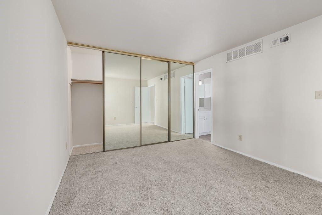 6910 Hart Ln - Photo 17