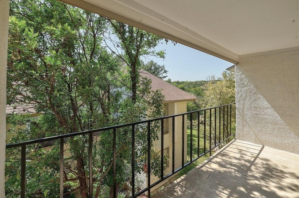 6910 Hart Ln - Photo 24