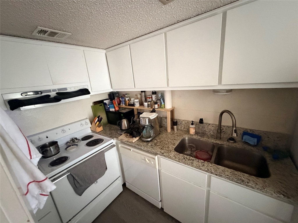 3000 Guadalupe St - Photo 6