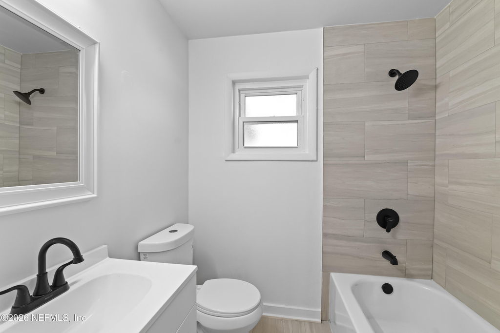 2389 Hilly Road - Photo 8