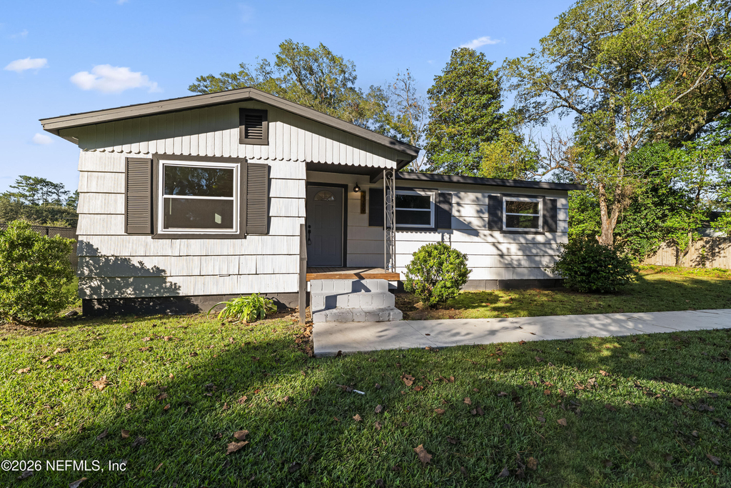 2389 Hilly Road - Photo 0