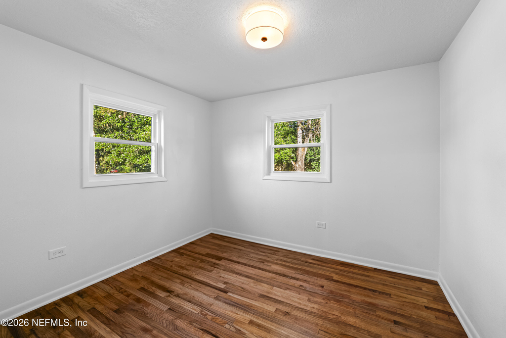 2389 Hilly Road - Photo 9