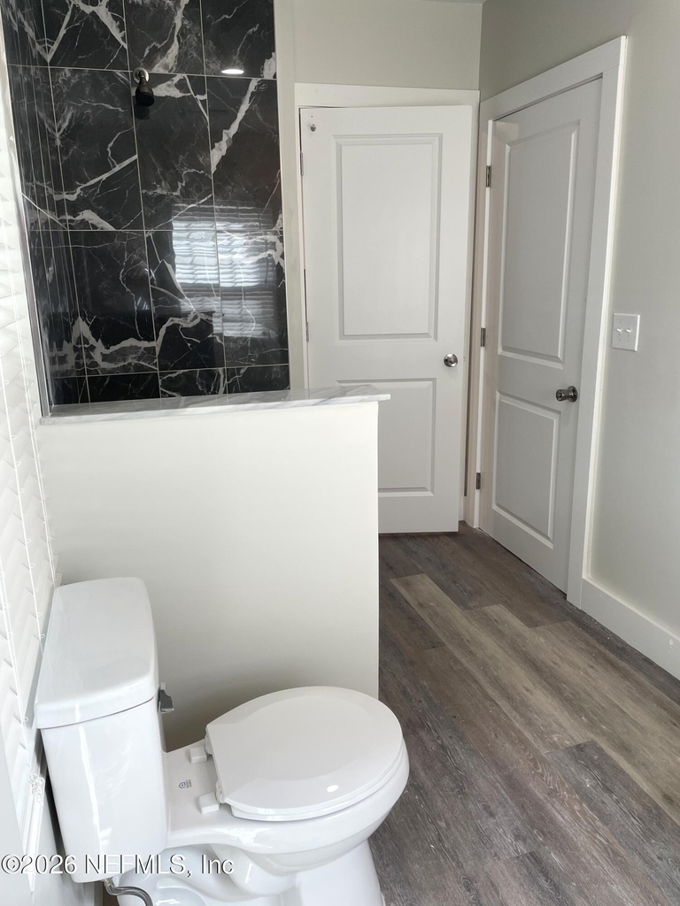 62 Dumas Street - Photo 8