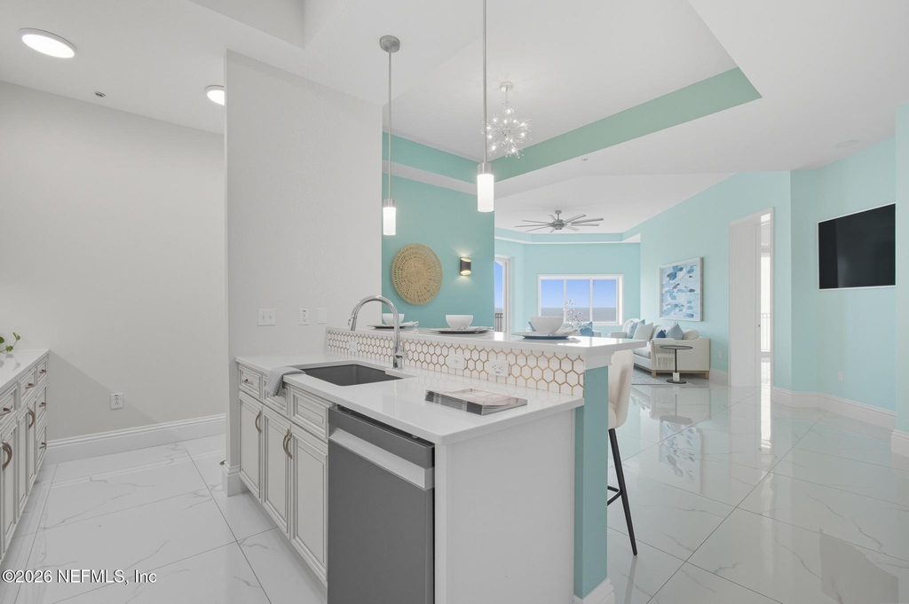 200 Ocean Crest Drive - Photo 7