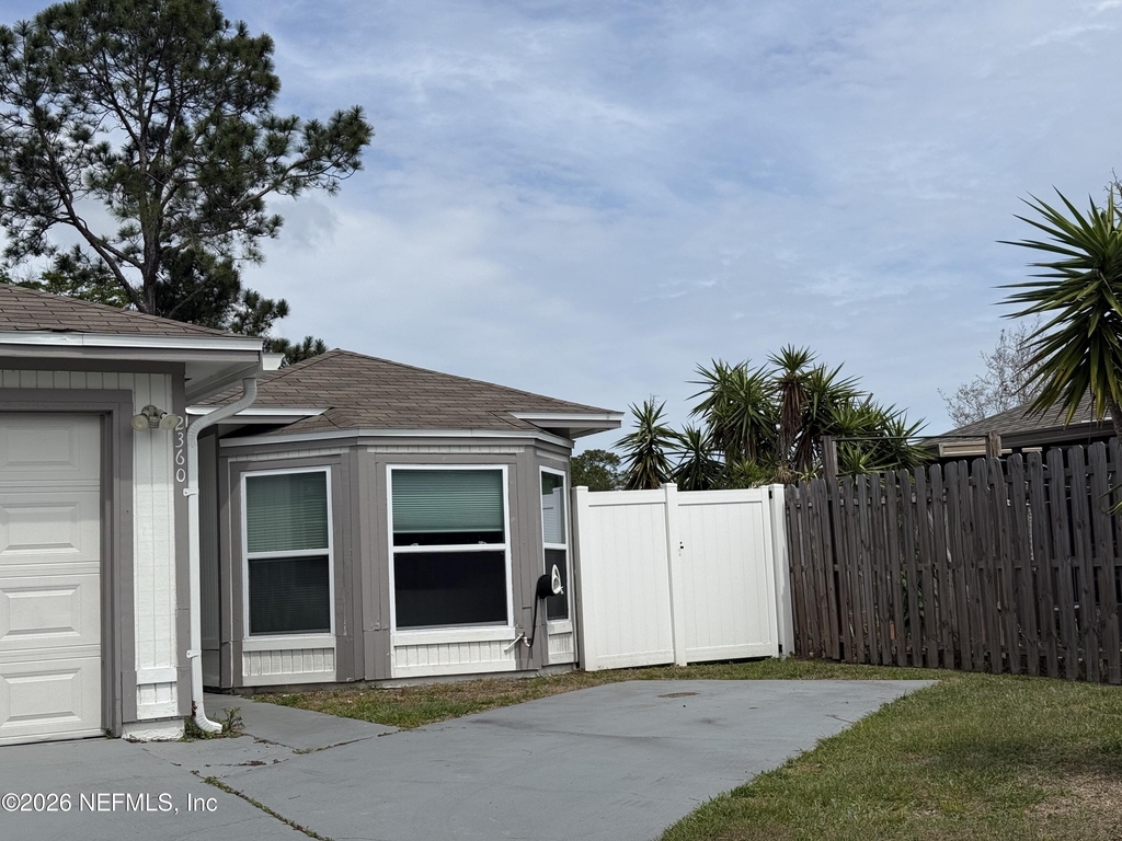 2360 Bitternut Way - Photo 1