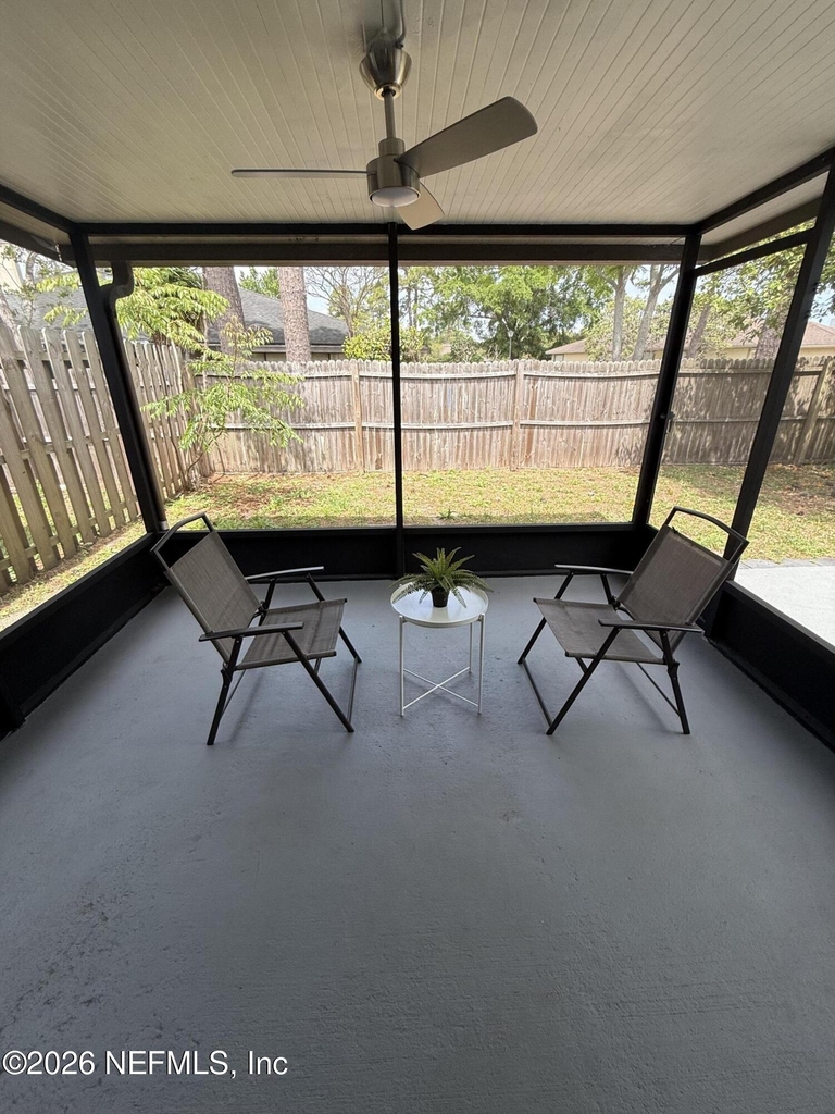 2360 Bitternut Way - Photo 18