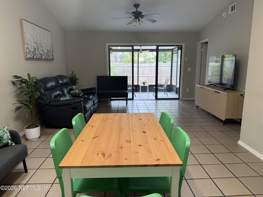2360 Bitternut Way - Photo 7