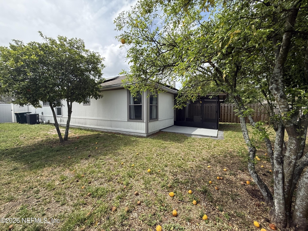 2360 Bitternut Way - Photo 23