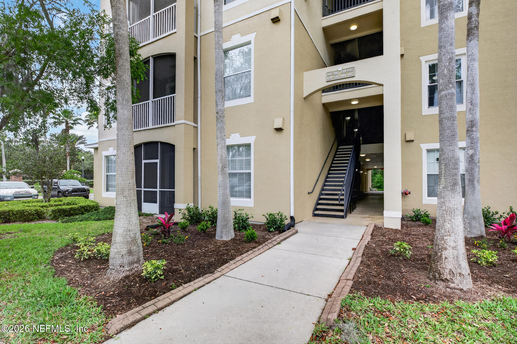 7801 Point Meadows Drive - Photo 24