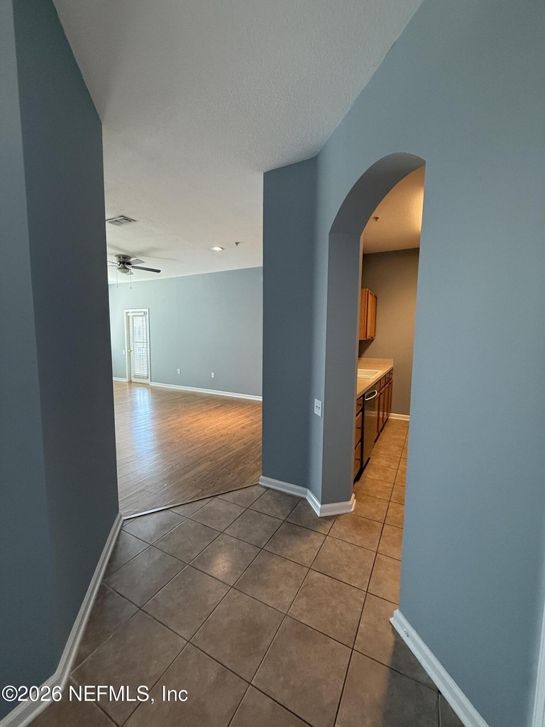 7990 Baymeadows Road - Photo 4