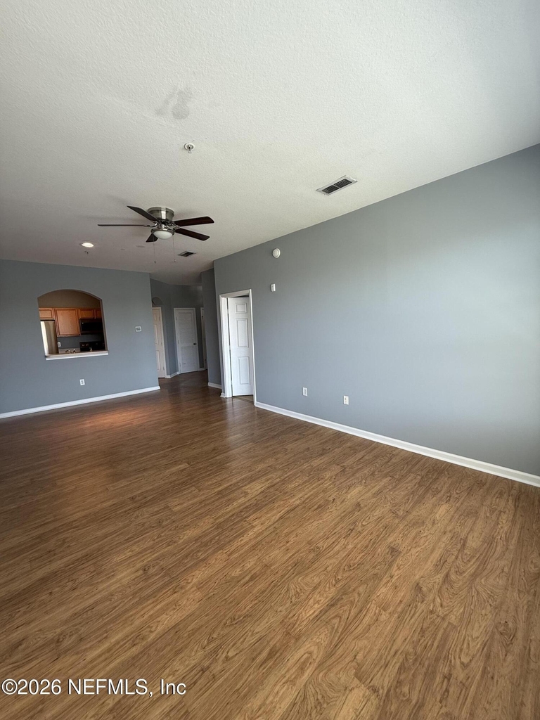 7990 Baymeadows Road - Photo 11