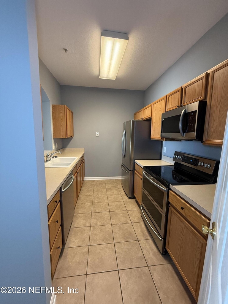 7990 Baymeadows Road - Photo 5