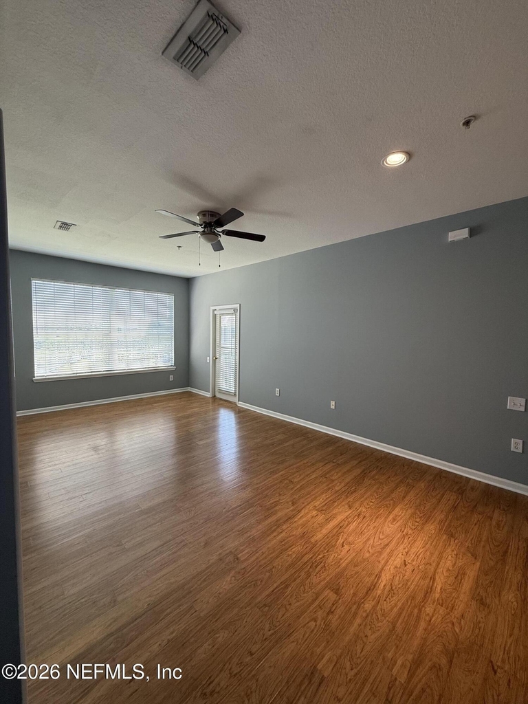 7990 Baymeadows Road - Photo 10