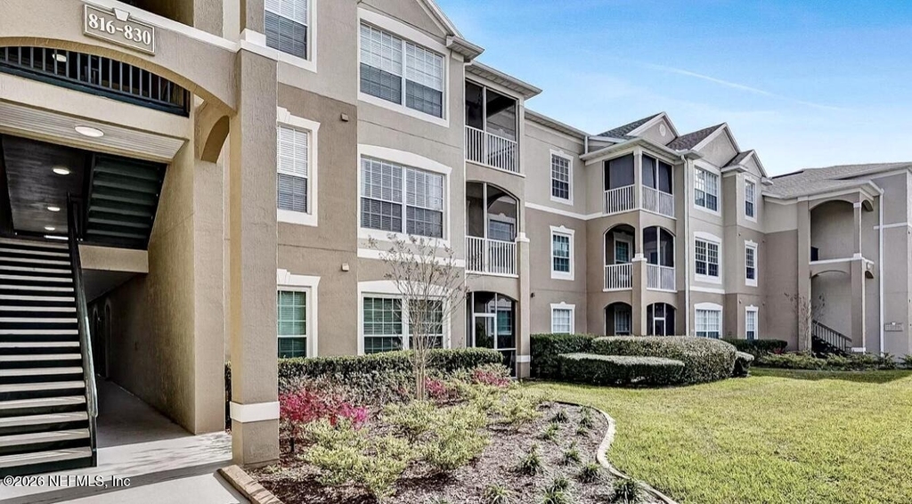 7990 Baymeadows Road - Photo 0
