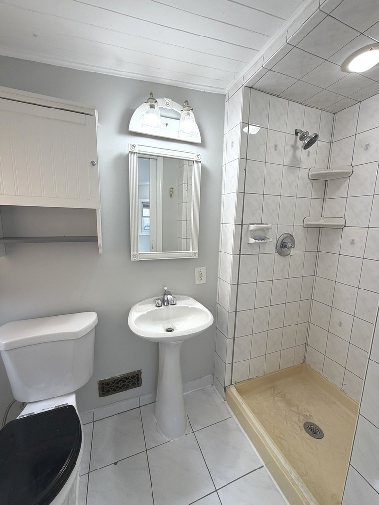 2209 Douglas Avenue - Photo 10
