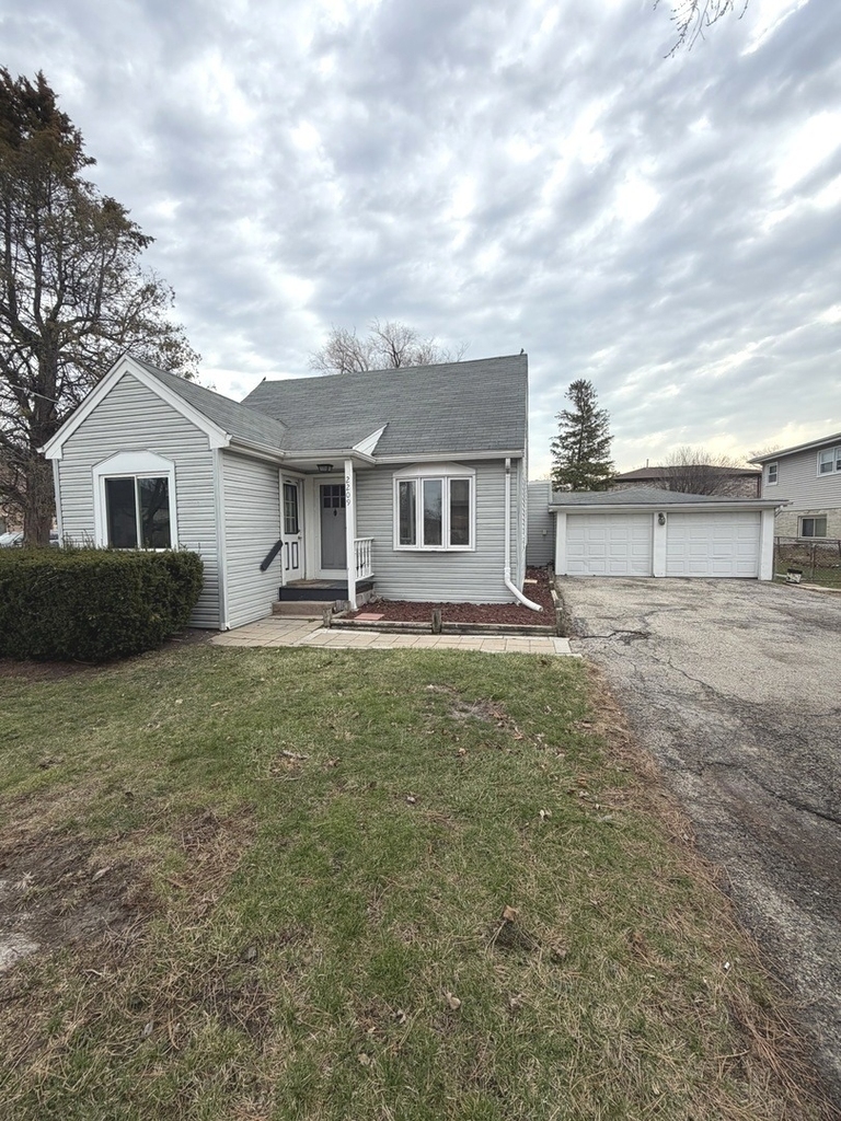 2209 Douglas Avenue - Photo 1