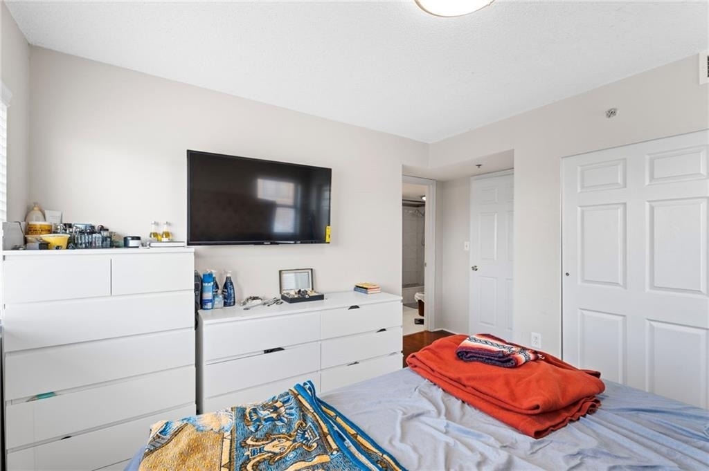 795 Hammond Drive - Photo 13