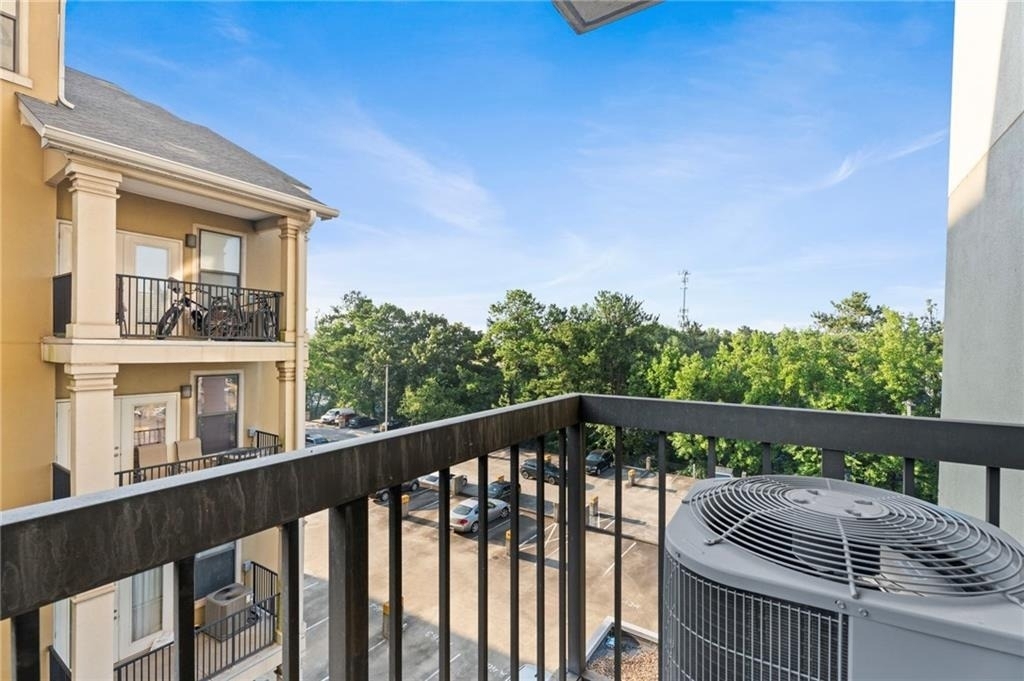 795 Hammond Drive - Photo 16