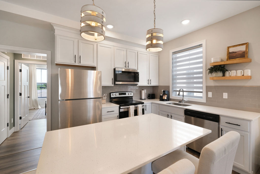 212 Great Loop East Drive - Photo 4