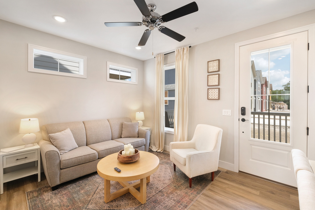 212 Great Loop East Drive - Photo 5