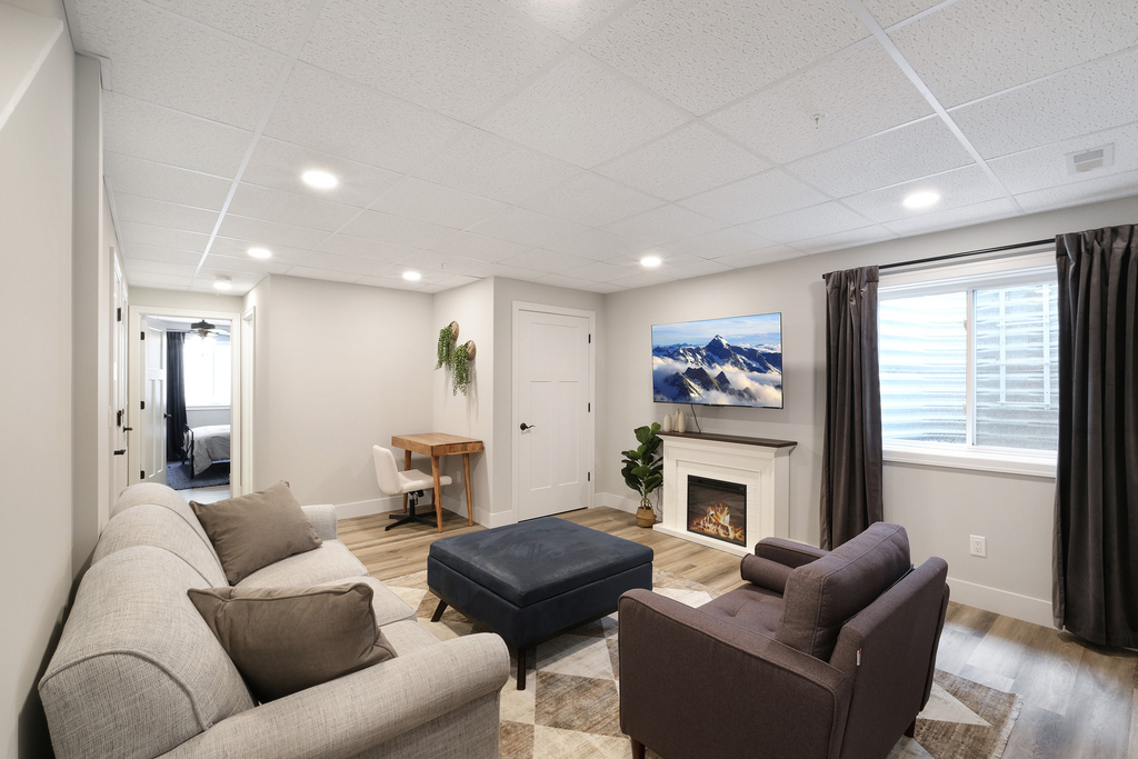 212 Great Loop East Drive - Photo 9