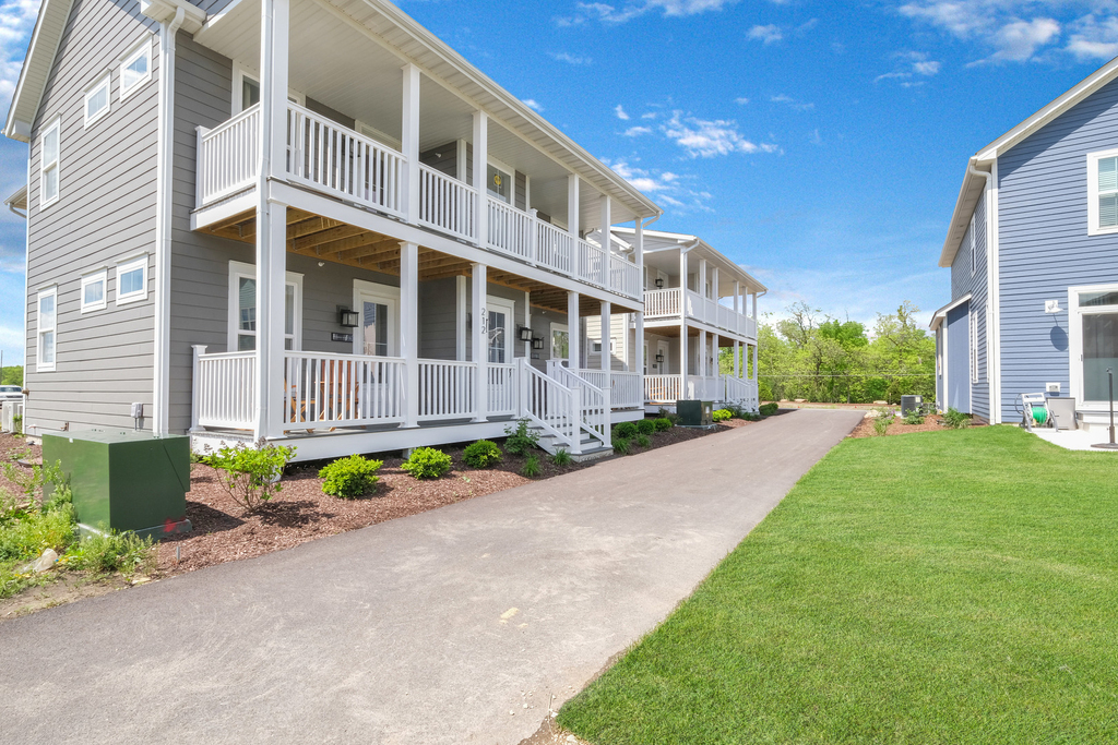 212 Great Loop East Drive - Photo 13