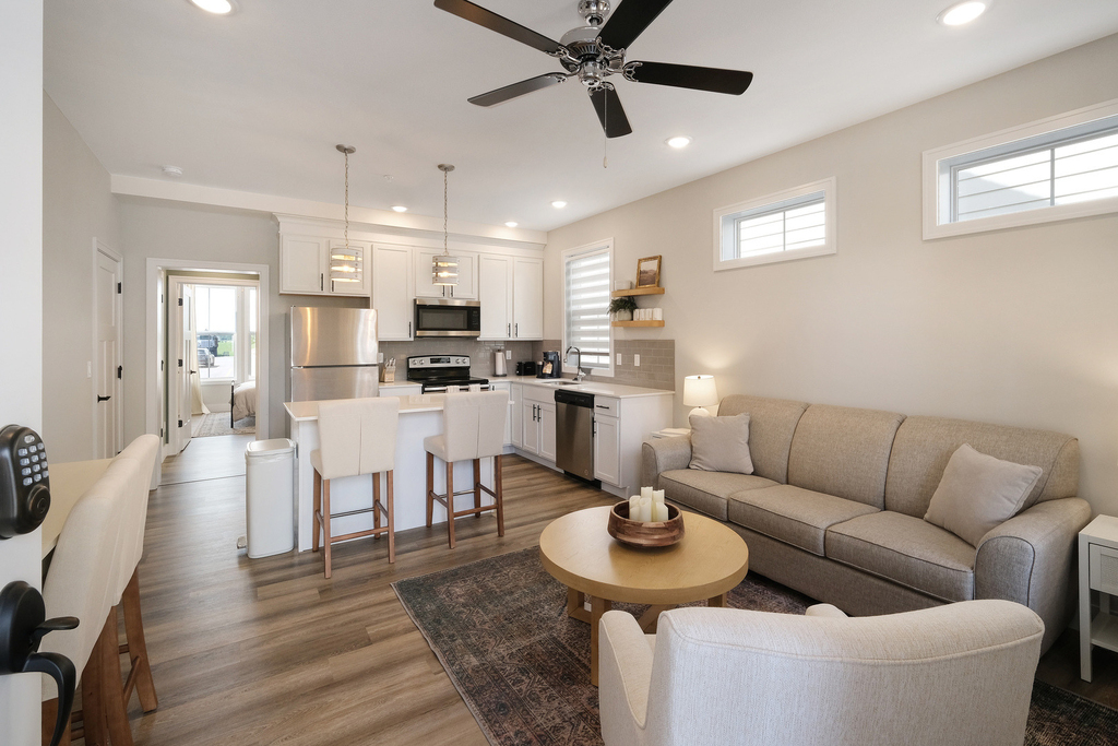 212 Great Loop East Drive - Photo 2
