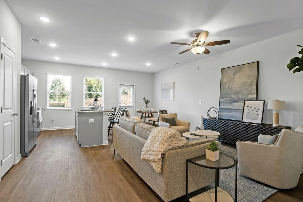 513 Kirkland Road - Photo 3