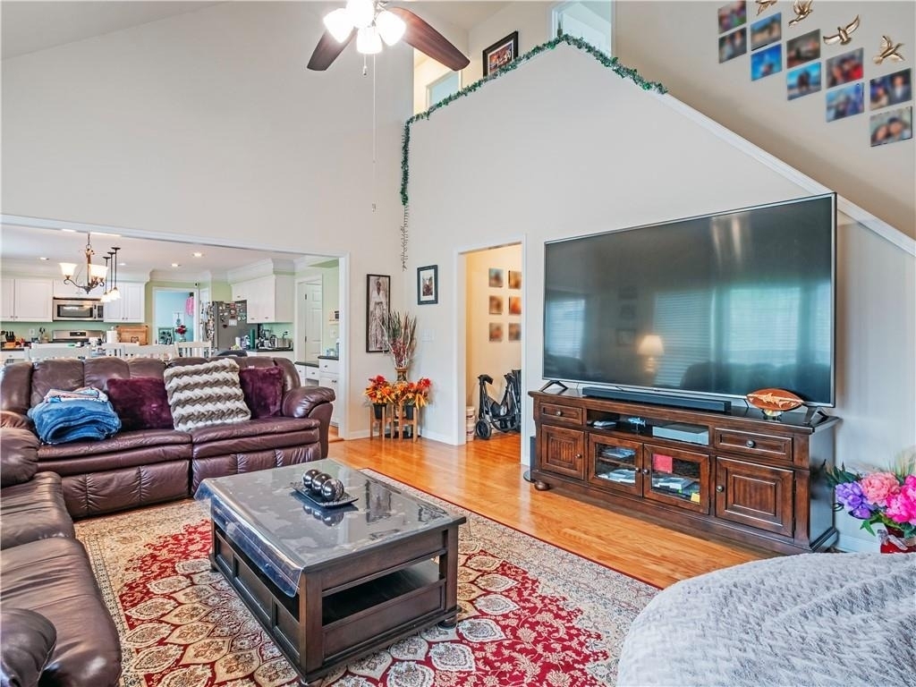 10910 Chatburn Way - Photo 10