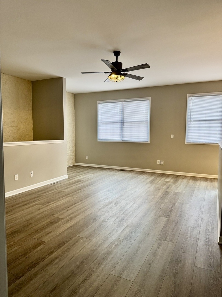 255 N Sacramento Street - Photo 9