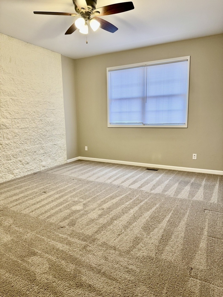 255 N Sacramento Street - Photo 7